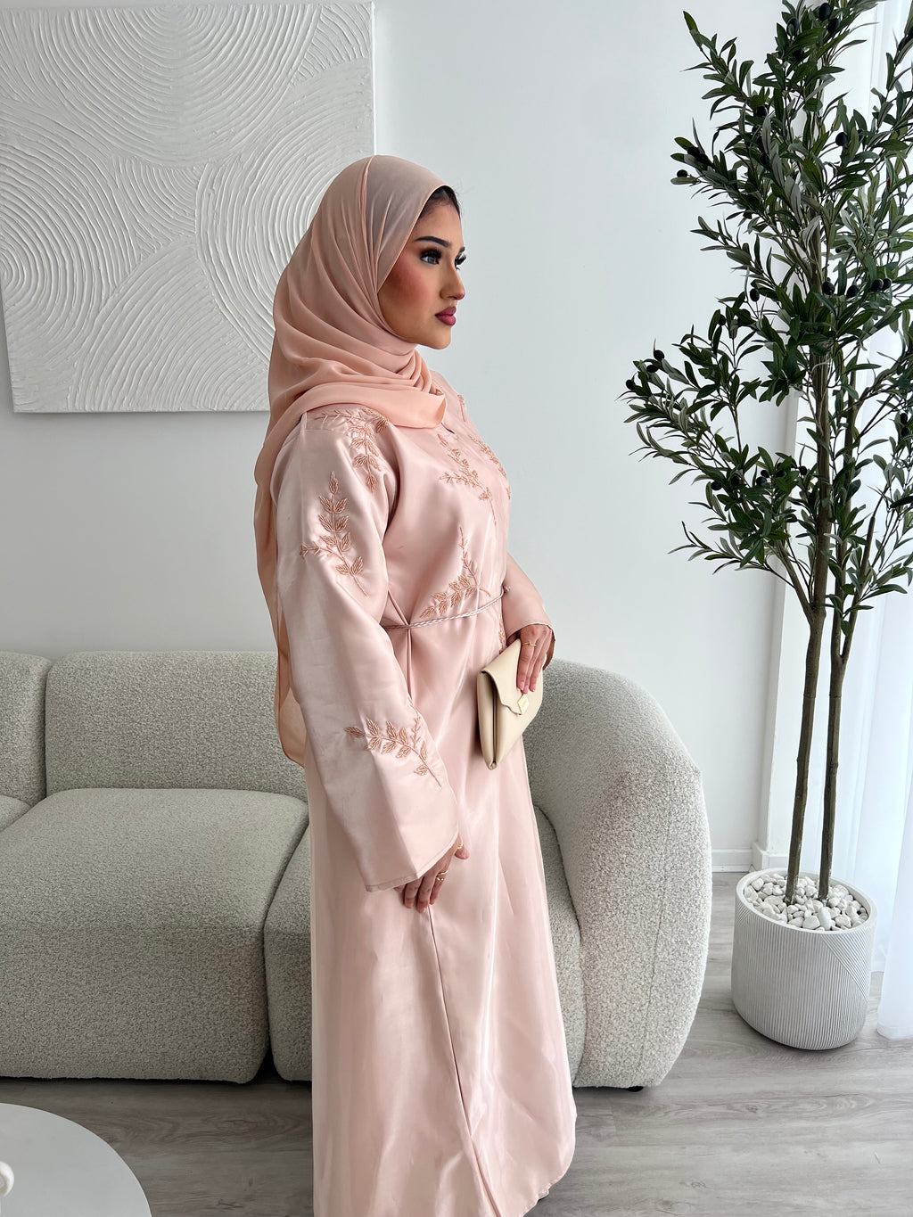 Riyadh Abaya - Blush Beige