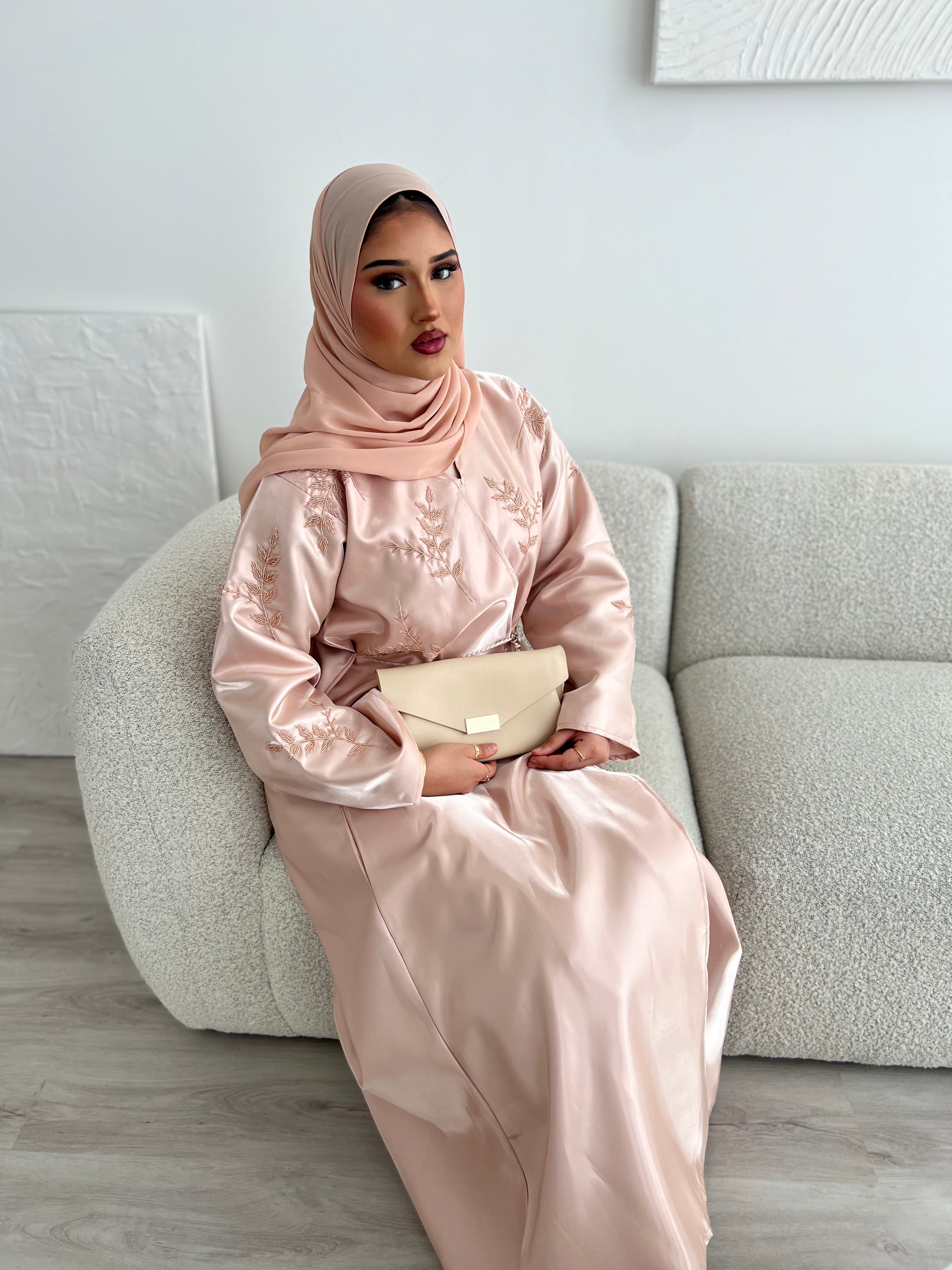 Riyadh Abaya - Blush Beige