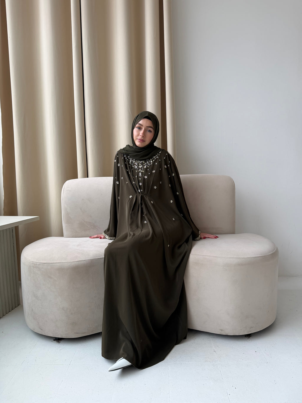 Madinah Abaya - Pre-order only
